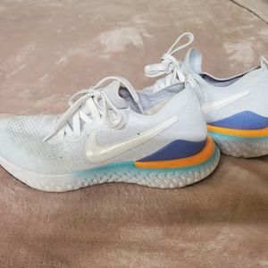 Great Condition Women Nike Sneakers